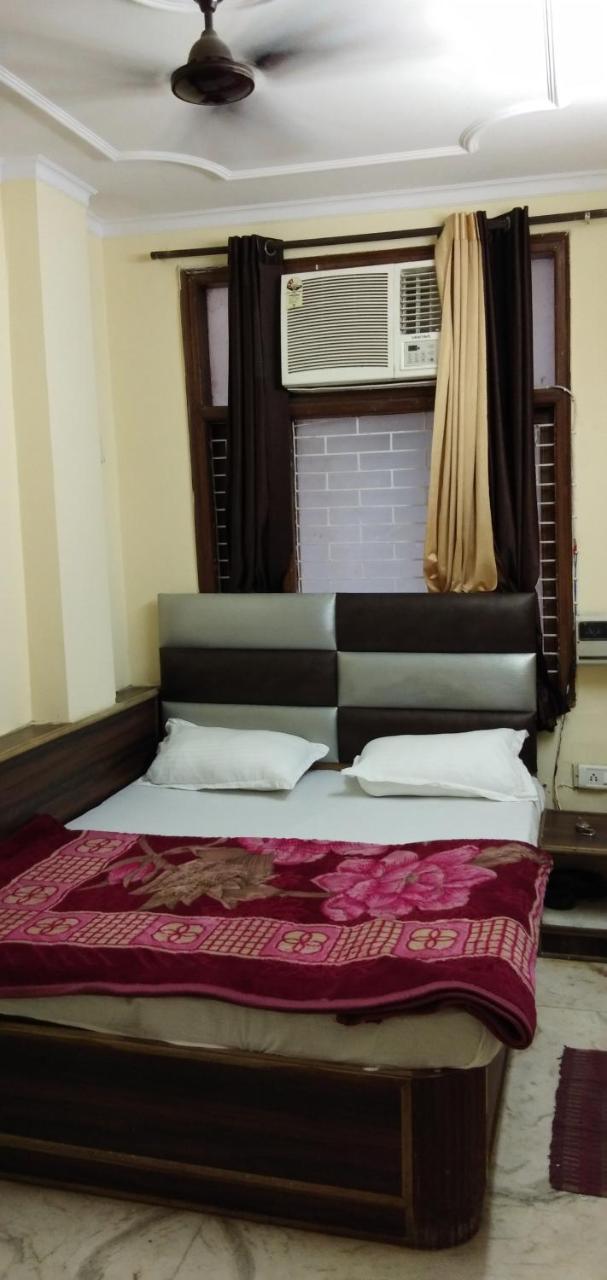 Hotel Euro International New Delhi Exterior photo