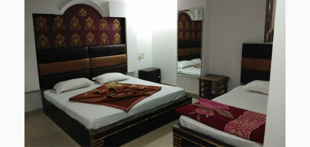 Hotel Euro International New Delhi Exterior photo